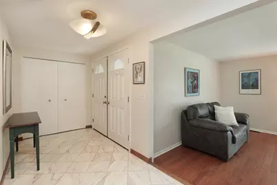 1255 Laurel Avenue, Deerfield, IL 60015 - Photo 3