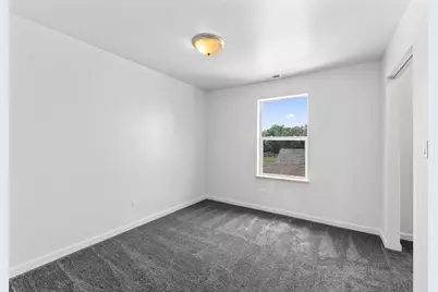 207 S Ottawa Street, Joliet, IL 60436 - Photo 11