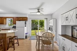 826 Elm Ave, Round Lake Park, IL 60073 - Photo 5