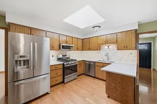 8424 168th St, Tinley Park, IL 60487 - Photo 9