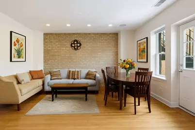 2935 W Rosemont Avenue #2, Chicago, IL 60659 - Photo 5