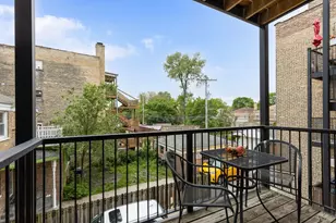 2935 W Rosemont Ave, Chicago, IL 60659 - Photo 17
