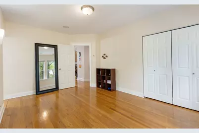 2935 W Rosemont Avenue #2, Chicago, IL 60659 - Photo 11