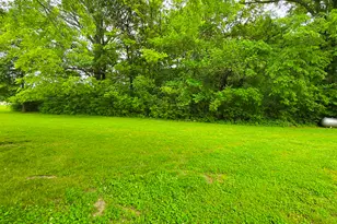 787 Walnut Hill Rd, Centralia, IL 62801 - Photo 11