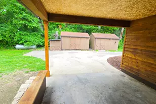 787 Walnut Hill Rd, Centralia, IL 62801 - Photo 7
