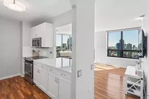 400 N LaSalle St, Chicago, IL 60654 - Photo 5