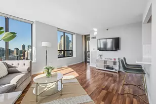 400 N LaSalle St, Chicago, IL 60654 - Photo 9