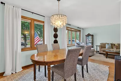1016 S Haddow Avenue, Arlington Heights, IL 60005 - Photo 5