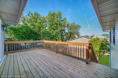 8131 W Evergreen Drive, Frankfort, IL 60423 - Photo 17
