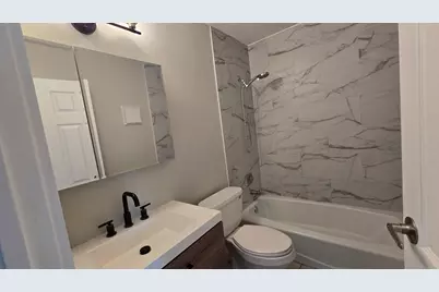 9388 Bay Colony Drive #2N, Des Plaines, IL 60016 - Photo 25