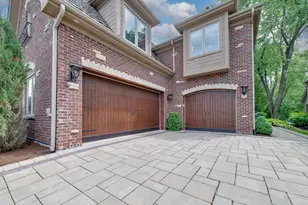 304 Juliana Ln, Bloomingdale, IL 60108 - Photo 3