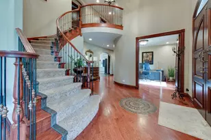 304 Juliana Ln, Bloomingdale, IL 60108 - Photo 5