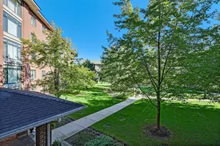 865 E 22nd St, Lombard, IL 60148 - Photo 15