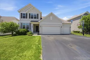 708 Rochester Ln, South Elgin, IL 60177 - Photo 1