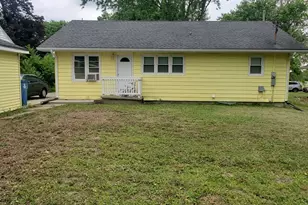 959 S Western Ave, Watseka, IL 60970 - Photo 3