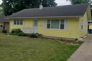 959 S Western Ave, Watseka, IL 60970 - Photo 1