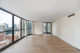 10 E Ontario St, Chicago, IL 60611 - Photo 9