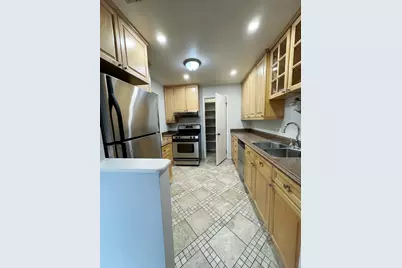 576 Greystone Lane #C2, Wheeling, IL 60090 - Photo 5
