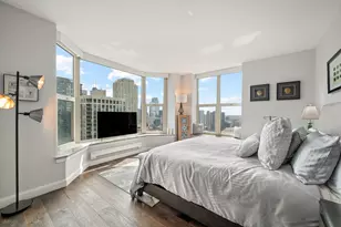 25 E Superior St, Chicago, IL 60611 - Photo 19
