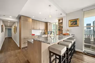 25 E Superior St, Chicago, IL 60611 - Photo 13