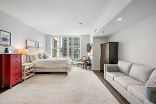 25 E Superior St, Chicago, IL 60611 - Photo 17