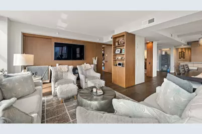 25 E Superior Street #3601, Chicago, IL 60611 - Photo 9