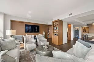 25 E Superior St, Chicago, IL 60611 - Photo 9