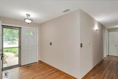 767 Oakwood Drive, Westmont, IL 60559 - Photo 3