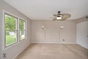 767 Oakwood Dr, Westmont, IL 60559 - Photo 19