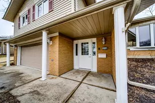 15118 Hillside Ave, Oak Forest, IL 60452 - Photo 3