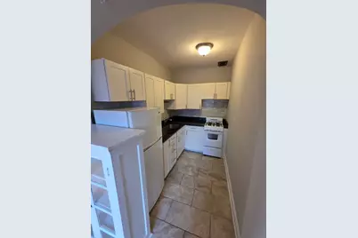 219 S Main Street #32, Lombard, IL 60148 - Photo 3