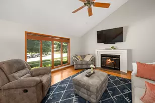1404 Larson St, Sycamore, IL 60178 - Photo 13