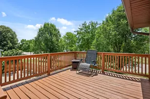 1404 Larson St, Sycamore, IL 60178 - Photo 25