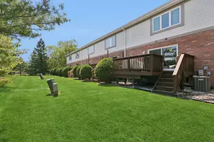 15931 Blackwater Ct, Tinley Park, IL 60477 - Photo 19
