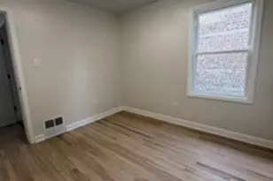 9755 S Maryland Ave, Chicago, IL 60628 - Photo 5