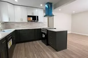 9755 S Maryland Ave, Chicago, IL 60628 - Photo 11