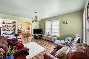 1141 Victoria Ave, North Chicago, IL 60064 - Photo 3