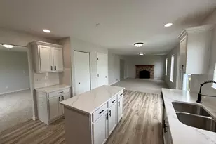 1305 Burns Ct, Minooka, IL 60447 - Photo 11