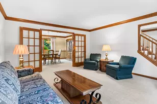 6127 Tyrnbury Dr, Lisle, IL 60532 - Photo 3