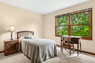 6127 Tyrnbury Dr, Lisle, IL 60532 - Photo 19