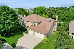6127 Tyrnbury Dr, Lisle, IL 60532 - Photo 27