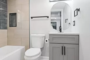 46 E 91st St, Chicago, IL 60619 - Photo 17