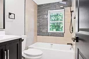 46 E 91st St, Chicago, IL 60619 - Photo 19