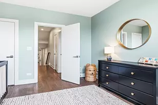 2703 W Belmont Ave, Chicago, IL 60618 - Photo 19