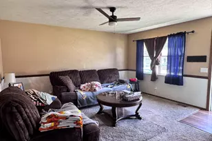 532 Kristy Dr, Centralia, IL 62801 - Photo 5