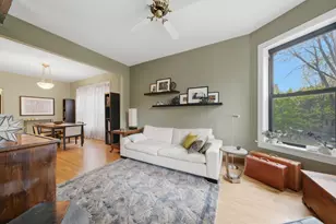 2436 N Albany Ave, Chicago, IL 60647 - Photo 13