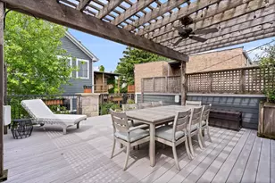 2225 W School St, Chicago, IL 60618 - Photo 31