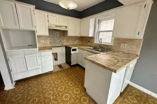 3618 1/2 Gunderson Ave, Berwyn, IL 60402 - Photo 17