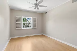 245 Burlington Ave, Clarendon Hills, IL 60514 - Photo 13