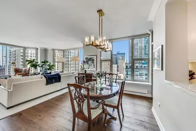 25 E Superior Street #1906, Chicago, IL 60611 - Photo 7